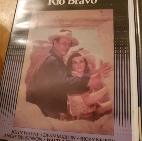 3 John Wayne Videos (VHS) Original 1976 Clamshell Rio Bravo Chisum - Picture 4 of 7